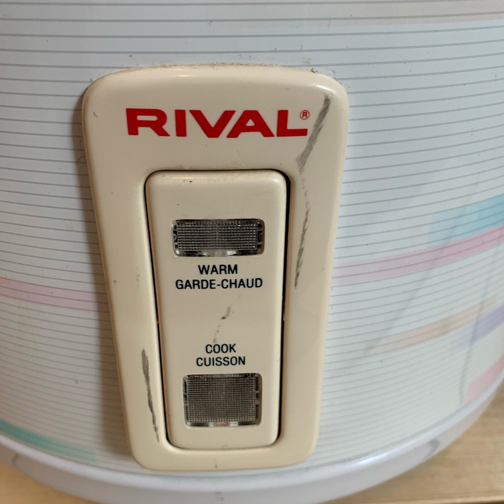 90s- Rival White Electric Rice Cooker - Picture 3 of 10